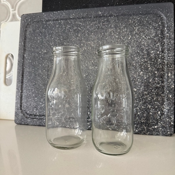 Clear Glass Milk Bottles - Picture 1 of 4